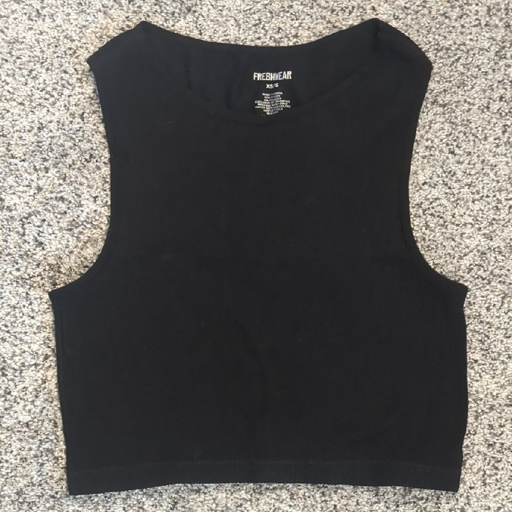 fresh Black Fitted Crop Tank Top